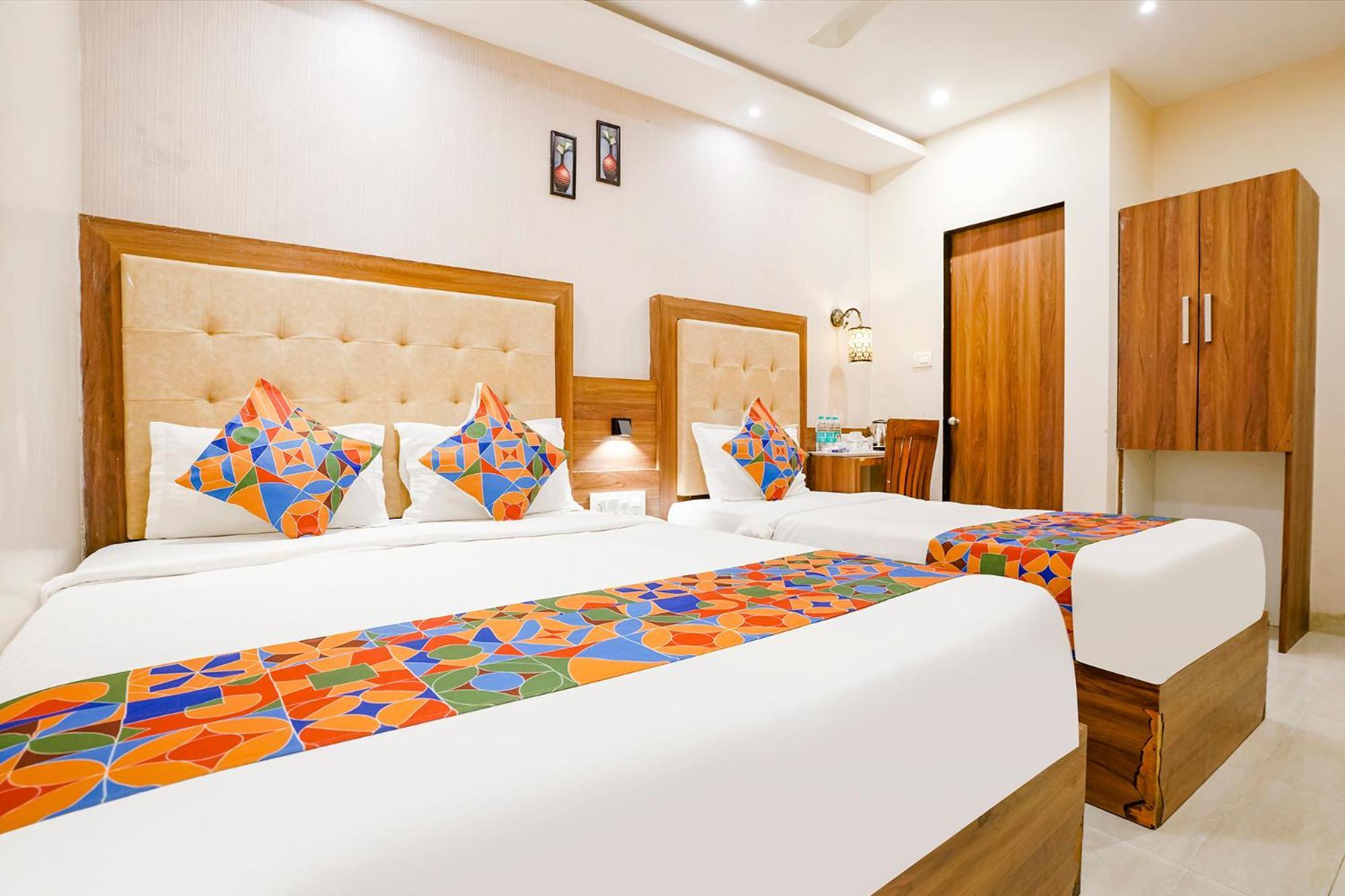 Fabhotel Amber Palace - Nr Fort & Csmt Station 뭄바이 외부 사진