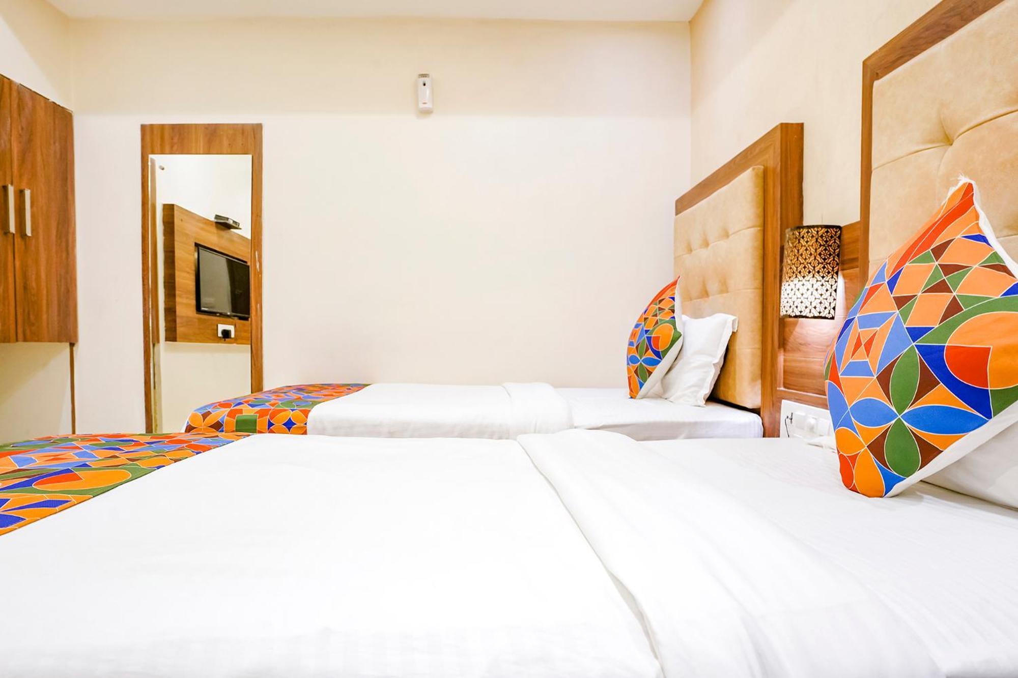 Fabhotel Amber Palace - Nr Fort & Csmt Station 뭄바이 외부 사진